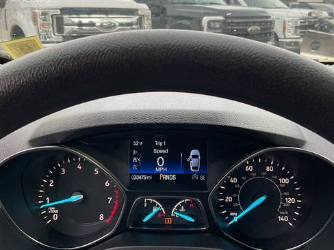 Used 2018 Ford Escape SE image 28