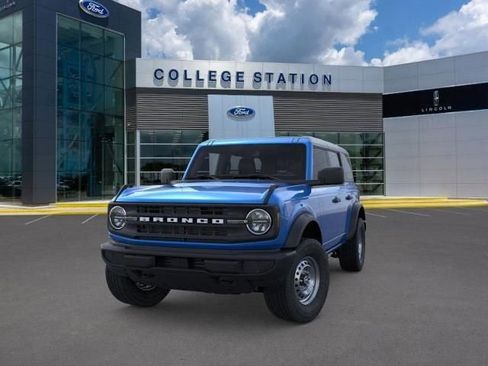 New 2025 Ford Bronco 4-Door image 2