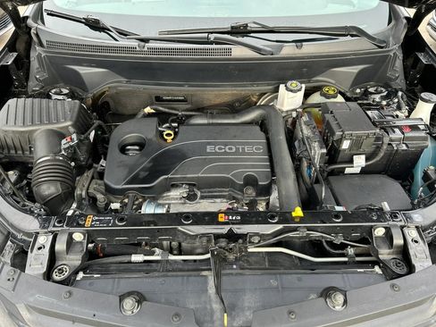 Used 2018 Chevrolet Equinox LS FWD image 29