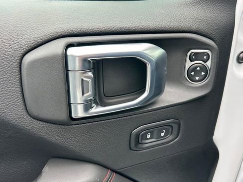 New 2026 Jeep Wrangler Unlimited Rubicon w/ Xtreme 35 Tire Package image 19