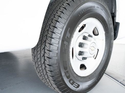 Used 2014 Chevrolet Express 2500 w/ Cold Climate Package image 28