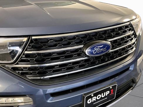 Used 2021 Ford Explorer XLT w/ Equipment Group 202A RWD image 28