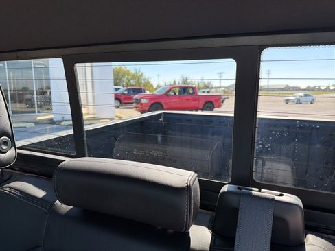 Used 2019 Chevrolet Silverado 1500 High Country w/ Technology Package image 42