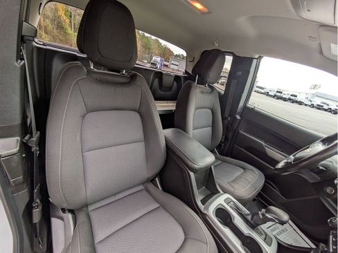 Used 2022 Chevrolet Colorado LT w/ Fleet Safety Package image 24