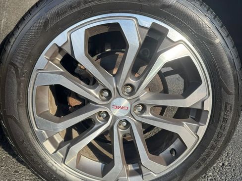 Used 2019 GMC Terrain SLT w/ Preferred Package AWD/4WD image 11