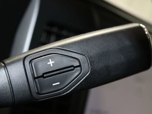 New 2026 Ford F250 Lariat w/ Black Appearance Package image 51