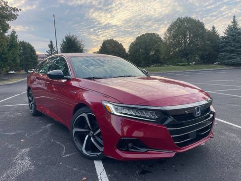 Certified 2022 Honda Accord Sport image 4