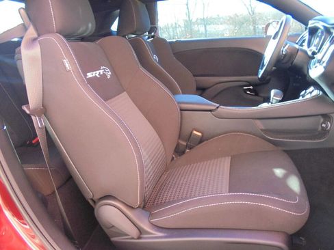 Used 2020 Dodge Challenger SRT Hellcat image 12