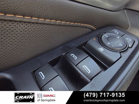Used 2020 Chevrolet Traverse Premier AWD/4WD image 12