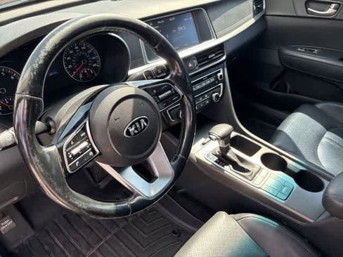 Used 2020 Kia Optima SE FWD image 10