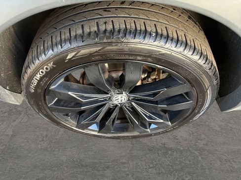 Used 2021 Volkswagen Tiguan SE R-Line w/ 3rd Row Seat Package image 77