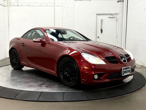 Used 2005 Mercedes-Benz SLK 55 AMG w/ Entertainment Pkg image 14