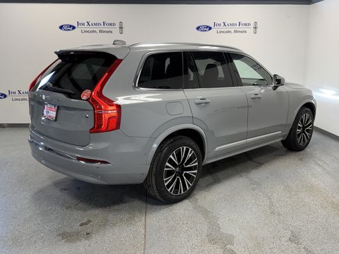 Used 2025 Volvo XC90 T8 Plus AWD/4WD image 32