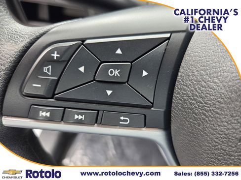 Used 2025 Nissan Versa SV FWD image 20
