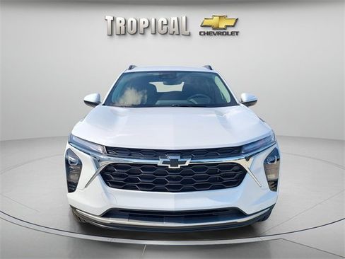 New 2026 Chevrolet Trax LT image 8