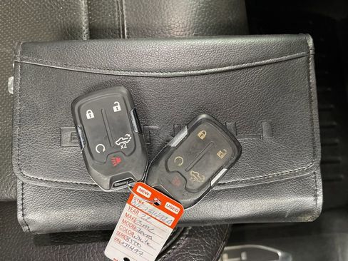 Used 2022 GMC Sierra 3500 Denali image 41