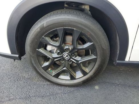 Used 2024 Honda HR-V Sport image 6