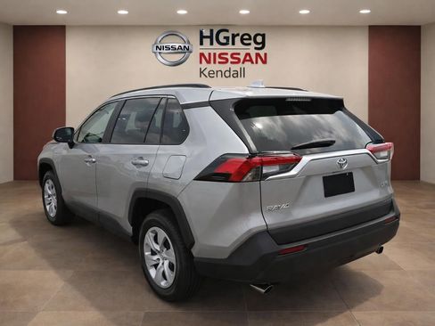 Used 2024 Toyota RAV4 LE FWD image 5