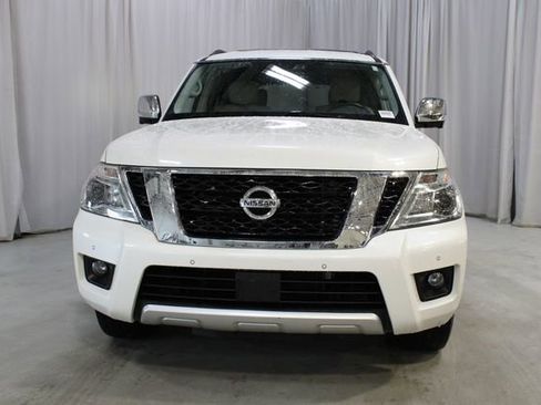 Used 2018 Nissan Armada Platinum w/ Interior Lighting Package image 38