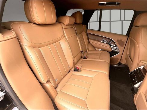 Used 2025 Land Rover Range Rover SE AWD/4WD image 27