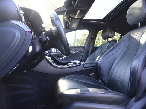 Used 2017 Mercedes-Benz E 300 image 11