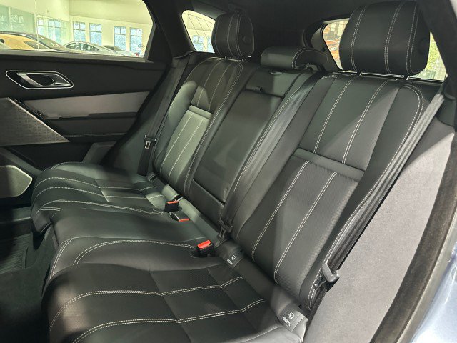 Used 2019 Land Rover Range Rover Velar R-Dynamic SE AWD/4WD image 6