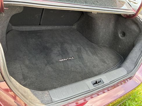 Used 2025 Nissan Sentra SV FWD image 25