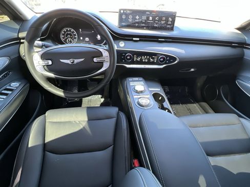 Used 2025 Genesis GV70 2.5T w/ Select Package AWD/4WD image 24