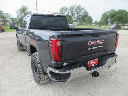 New 2026 GMC Sierra 2500 SLT w/ SLT Convenience Package AWD/4WD image 10