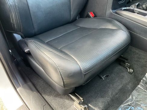 Used 2019 Toyota Tacoma TRD Off-Road w/ TRD Premium Off Road Package image 57