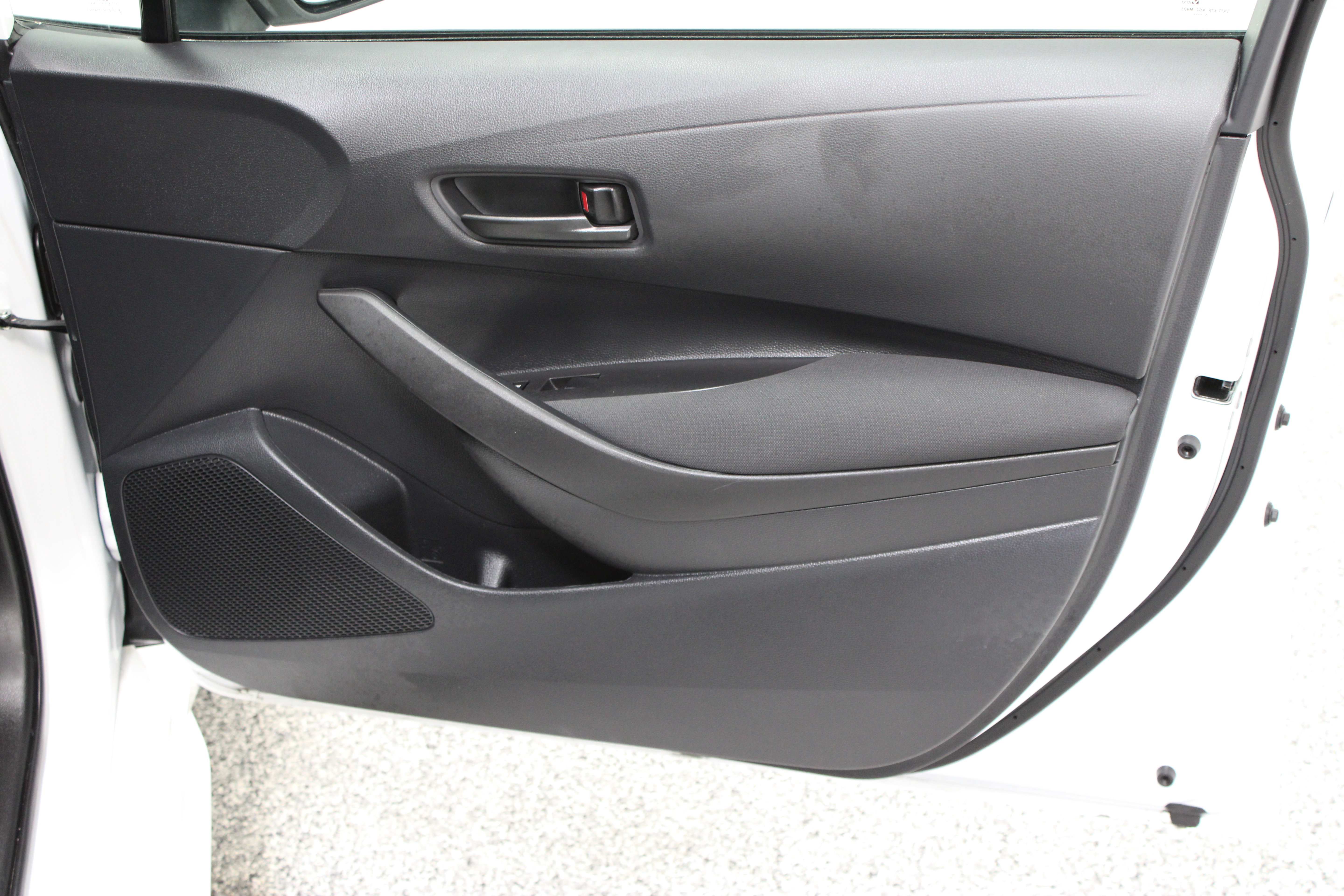 Certified 2026 Toyota Corolla LE FWD image 32
