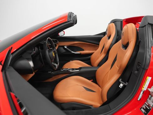 Used 2025 Ferrari 296 GTS RWD image 63