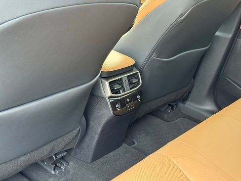 Certified 2025 Lexus RX 350 FWD w/ Technology Package image 28