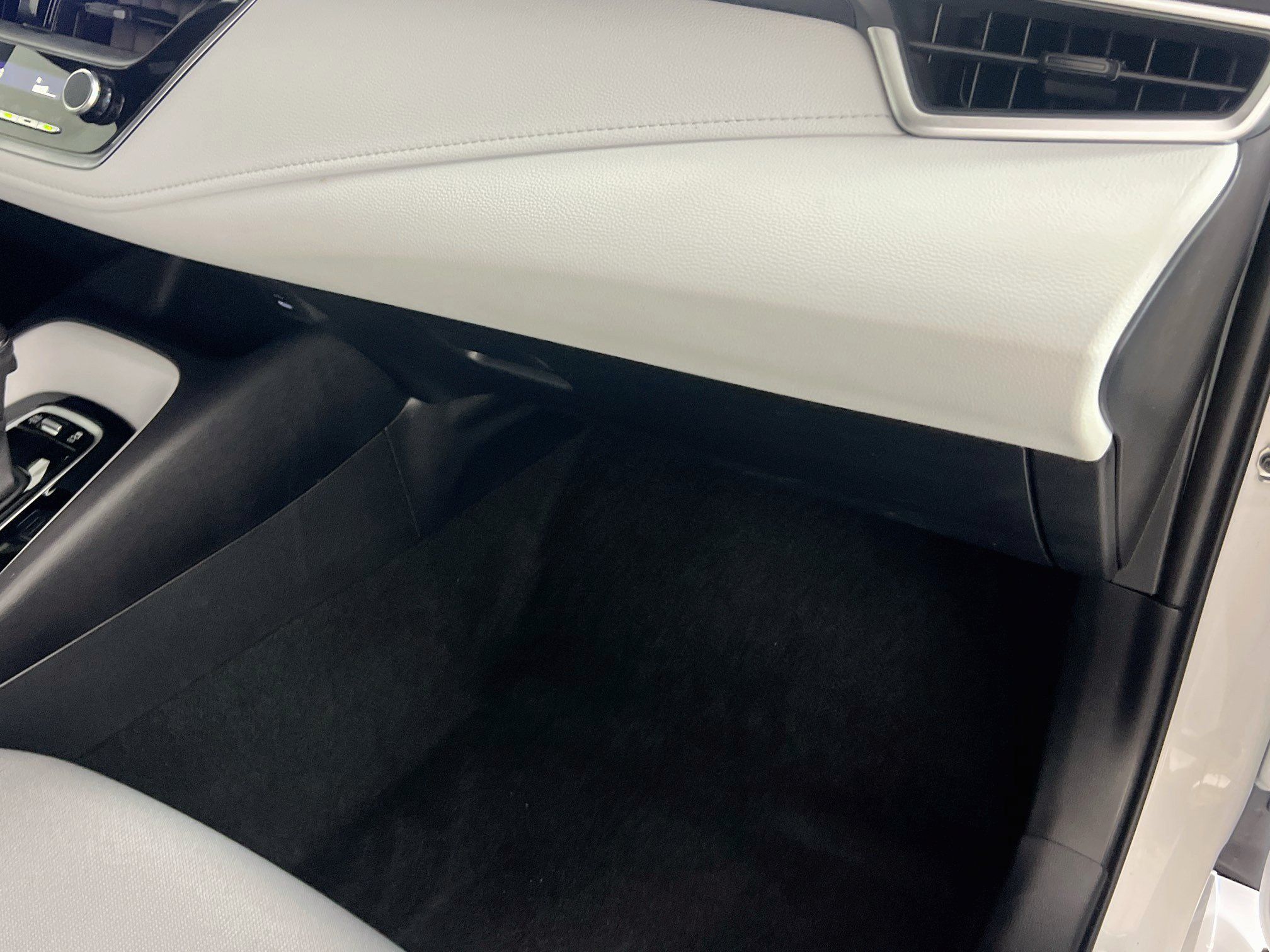 Used 2024 Toyota Corolla SE FWD image 34
