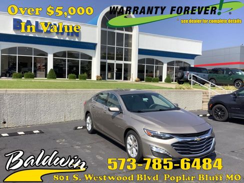 Used 2023 Chevrolet Malibu LT image 1