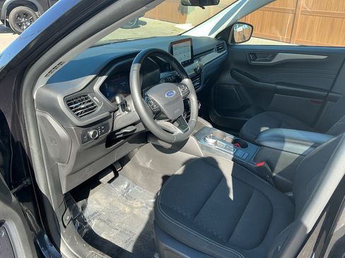 Used 2024 Ford Escape Active AWD/4WD image 11