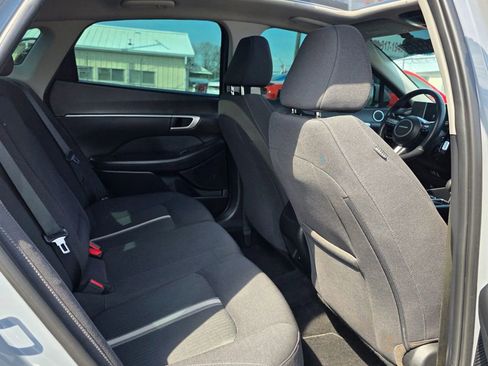 Used 2024 Hyundai Sonata SEL w/ Convenience Package FWD image 17