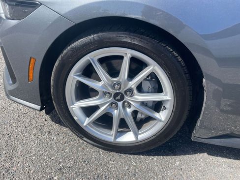 Used 2025 Ford Mustang GT Premium image 30