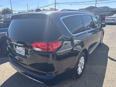 Certified 2019 Chrysler Pacifica Touring-L