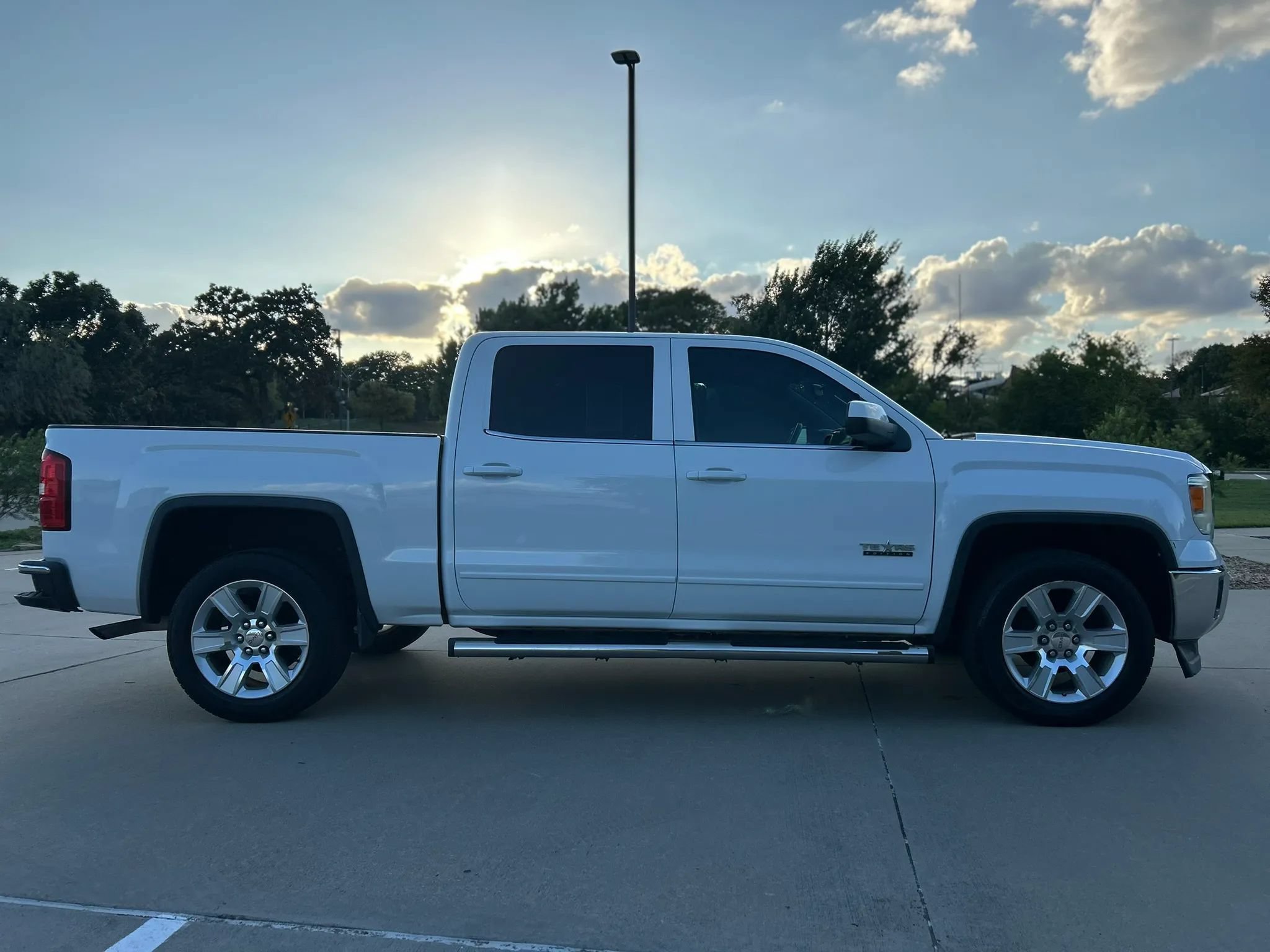 Used 2014 GMC Sierra 1500 SLE w/ Texas SLE Value Package RWD image 5