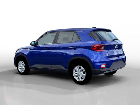 New 2026 Hyundai Venue SE image 4