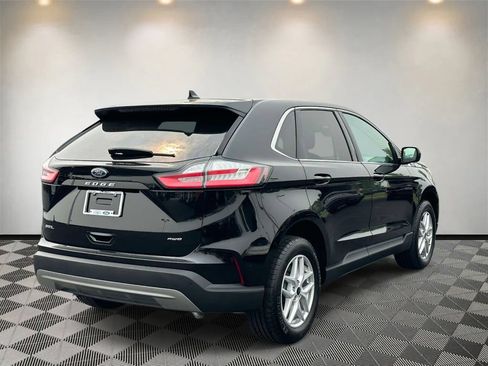 Used 2024 Ford Edge SEL w/ Convenience Package AWD/4WD image 4
