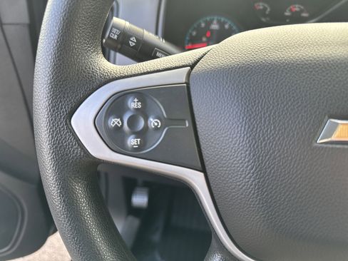 Used 2021 Chevrolet Colorado W/T w/ WT Convenience Package image 27