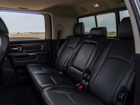 Used 2014 RAM 2500 Laramie w/ Convenience Group AWD/4WD image 15
