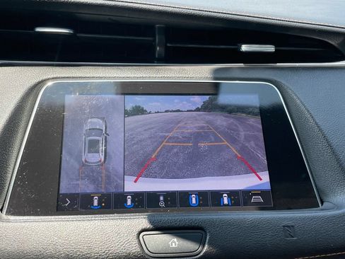Used 2019 Cadillac XT4 Premium Luxury w/ Technology Package AWD/4WD image 24