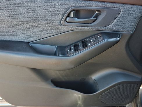 Certified 2023 Nissan Rogue S AWD/4WD image 14