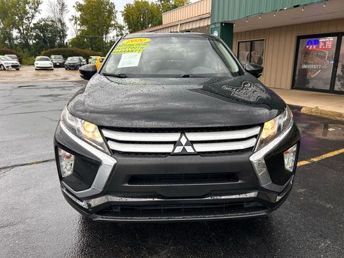 Used 2020 Mitsubishi Eclipse Cross ES image 8