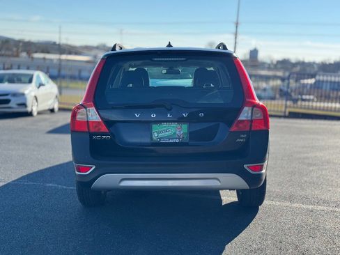 Used 2010 Volvo XC70 3.2 image 39