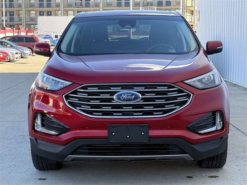 Used 2024 Ford Edge Titanium image 8