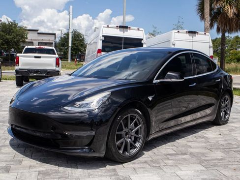 Used 2019 Tesla Model 3 Long Range RWD image 3